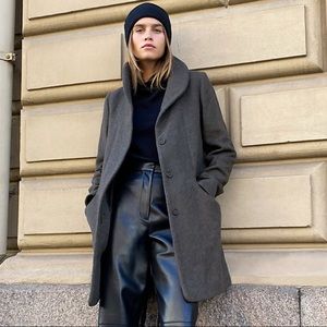 Aritzia Wilfred Cocoon Coat